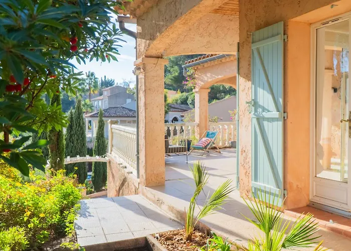Belle Provencale Avec Piscine Privee 빌라